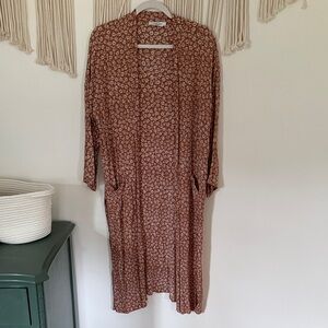 Carly Jean Los Angeles Lennon kimono